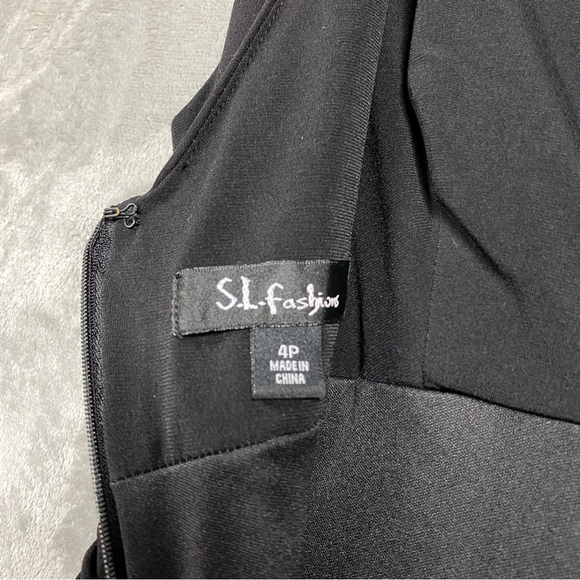 Ruched Embroidered Whimsigoth Dark Fairy Romantic Fit & Flare Party Dress Sz 4P - Picture 8 of 10